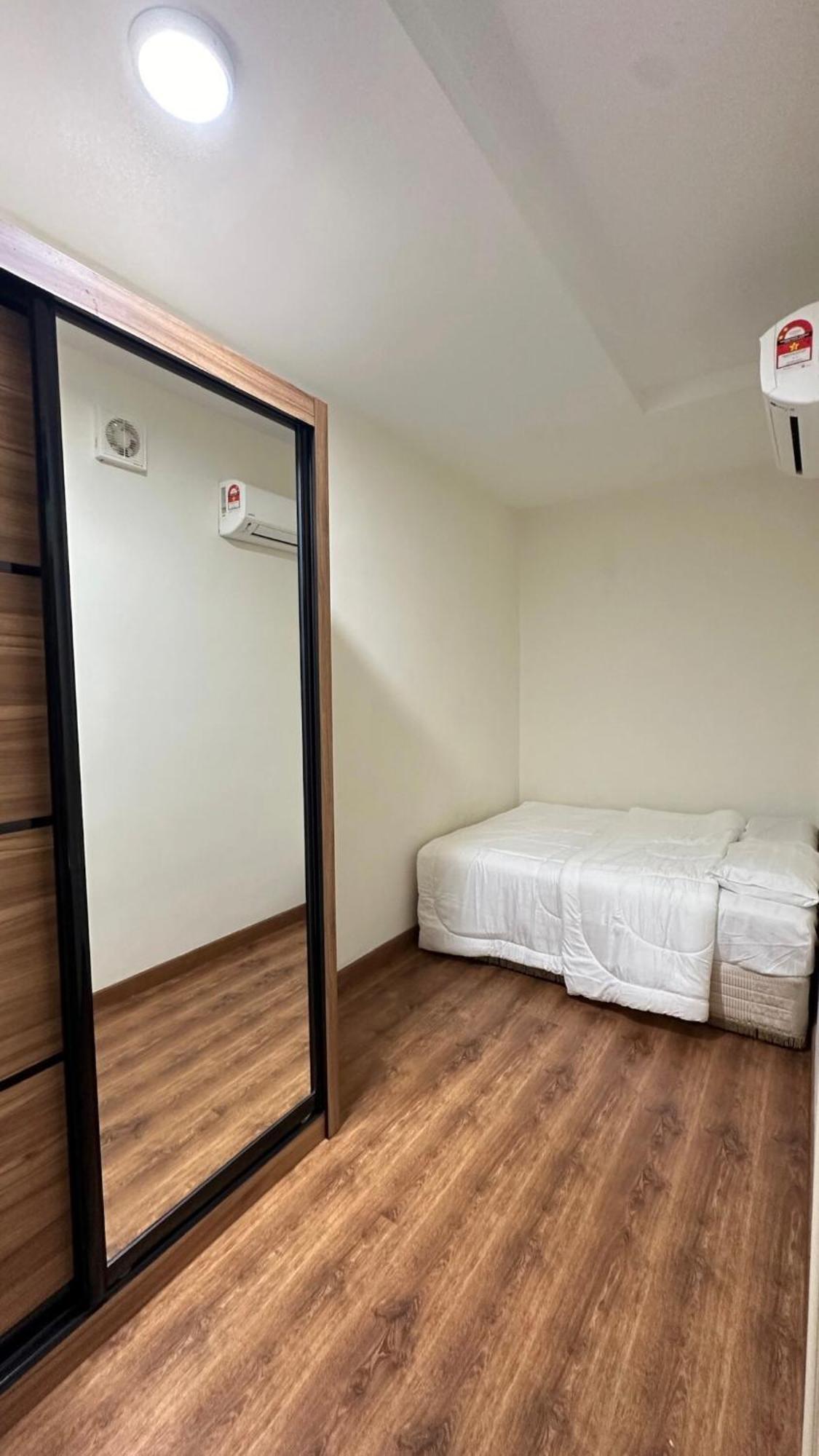 2br 4pax Stylish Duplex Arte Mont Kiara Pangsapuri *