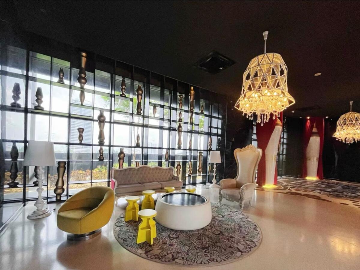 2br 4pax Stylish Duplex Arte Mont Kiara Pangsapuri